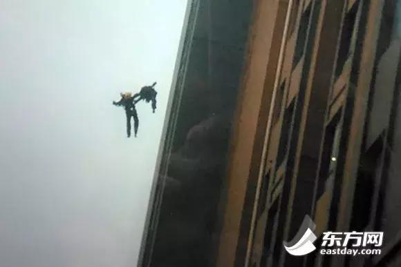 烈火英雄真实故事,烈火英雄背后的故事