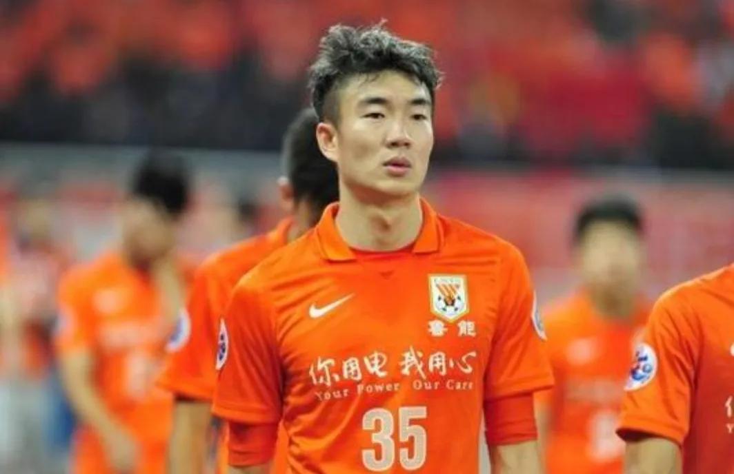 大连最辉煌时代足球队员名单,足坛80后十大巨星