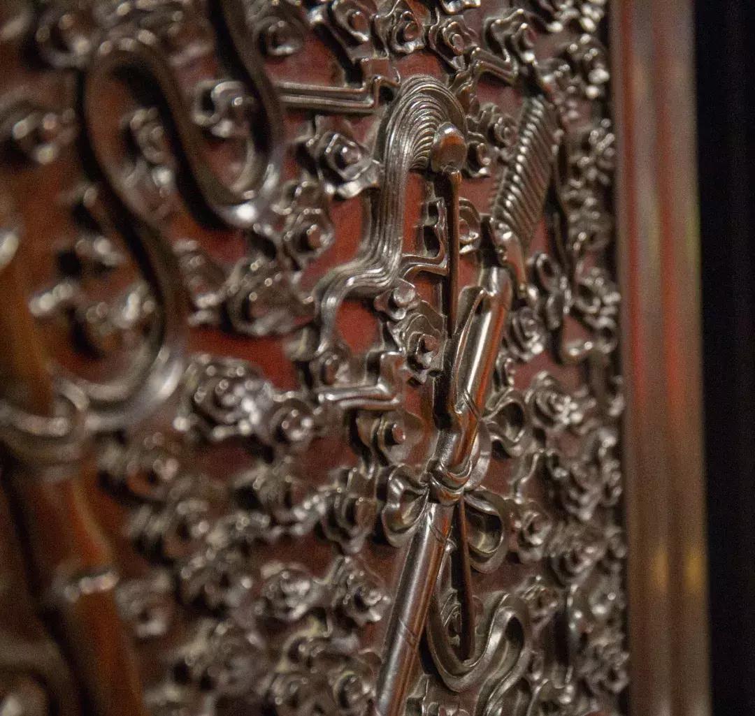 重器解析：紫檀八宝八仙纹大四件柜