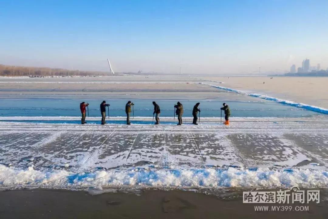 海王来了？！松花江上现奇观｜还要搞个大事情