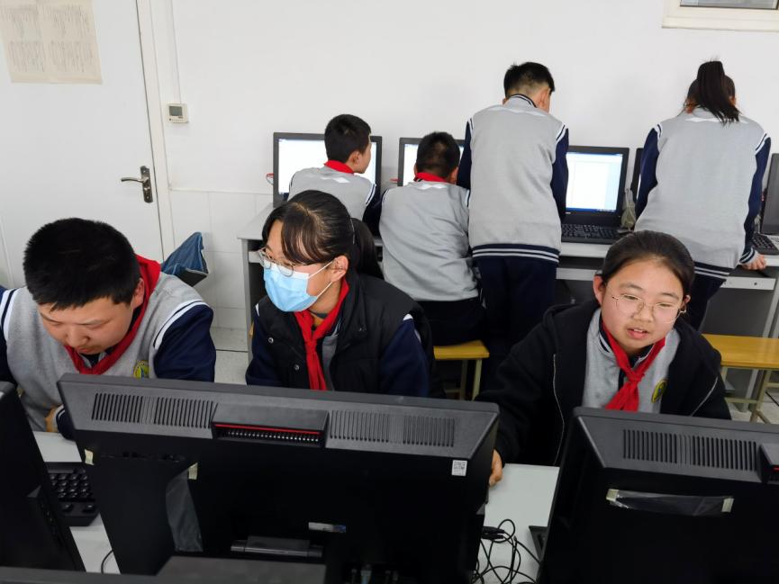 崂山八中2019级10班,崂山八中视频