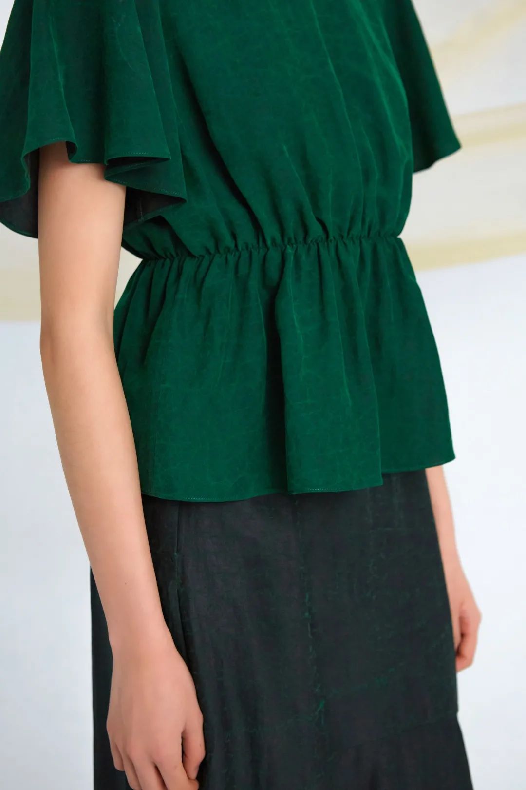 新品上市｜夏日物语系列，轻盈如云，垂坠如水