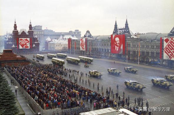 苏联卢布兑美元贬值历史,苏联时期卢布和美元汇率是多少