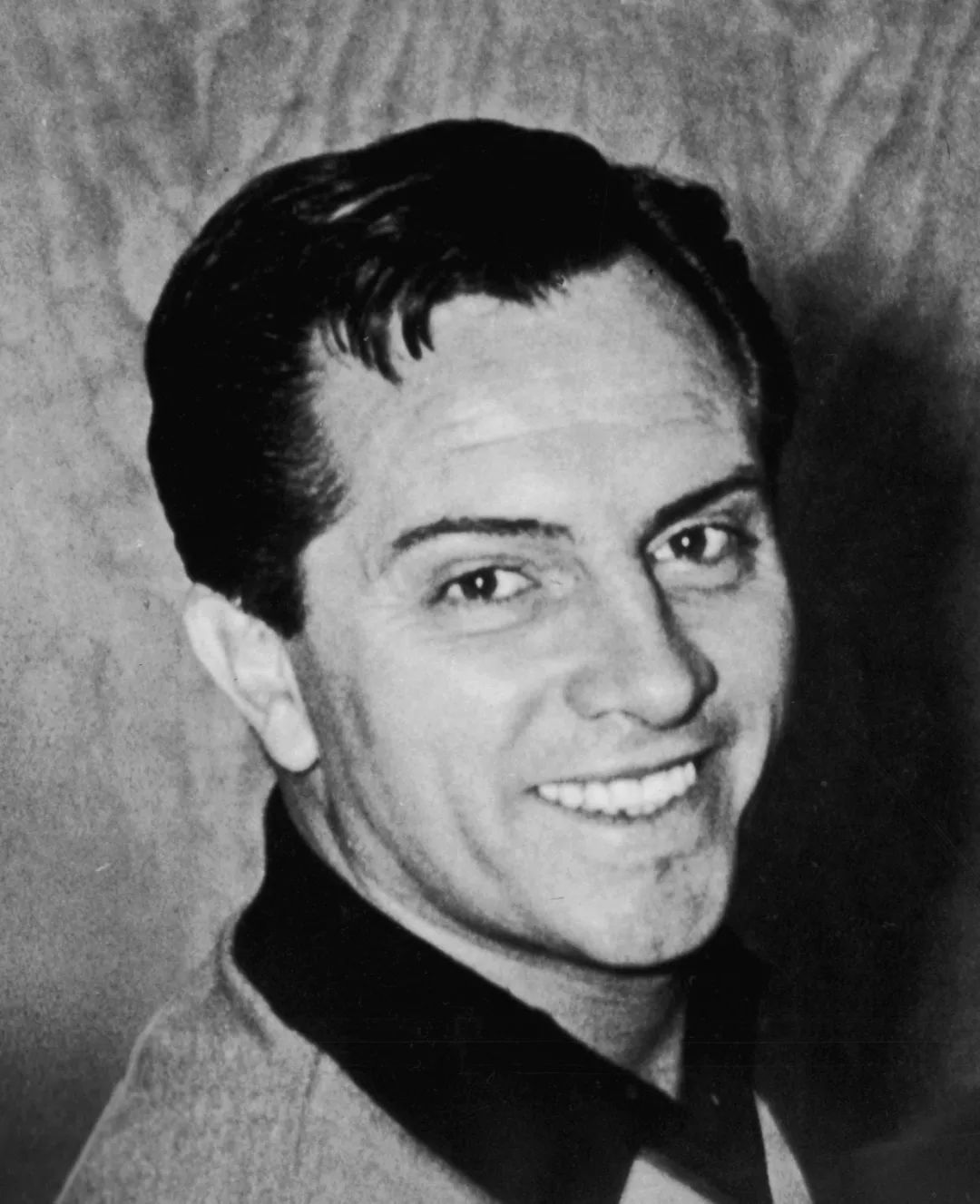 英媒总结2020年与世长辞的名人（猫），看看你都认得谁