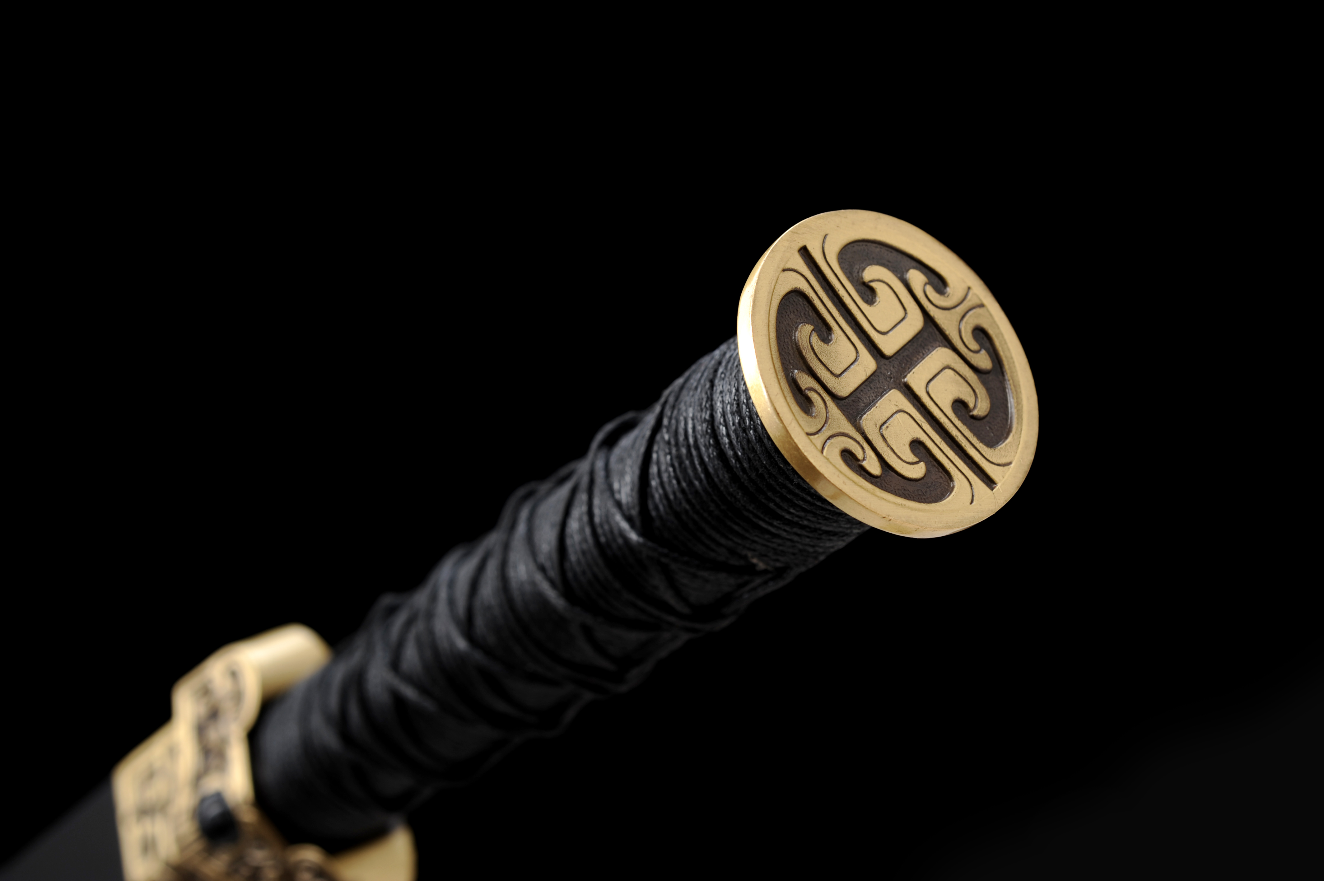 汉朝时期的剑是什么材质,汉朝的剑