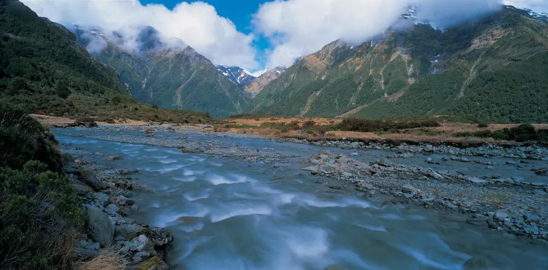 《指环王》的新西兰“中土世界”,揭秘《指环王》神奇的中土世界