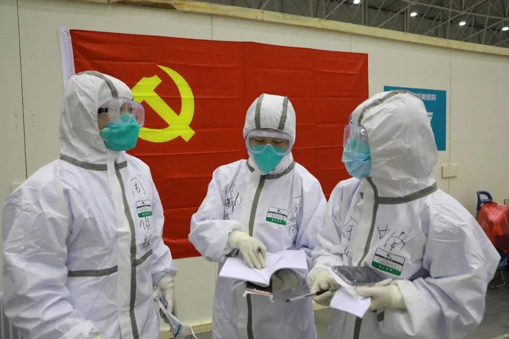 沧海横流方显英雄本色白衣战士,沧海横流显英雄本色