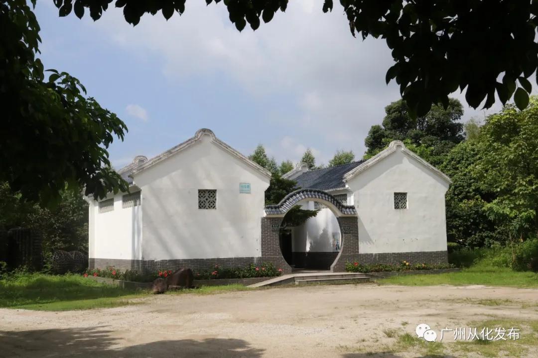 群众利益无小事公厕改造暖人心,改好小厕所改善大民生