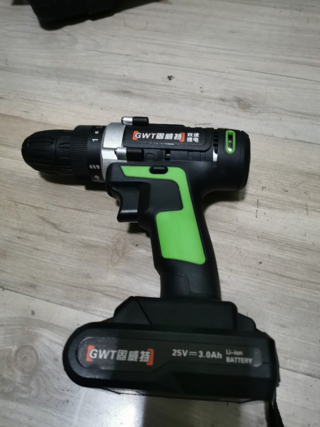 手电钻锂电池过充了怎么办,手电钻电池饿死了怎么恢复充电