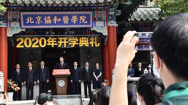 工科专业中女生最吃香的专业,文科专业女生上什么专业好