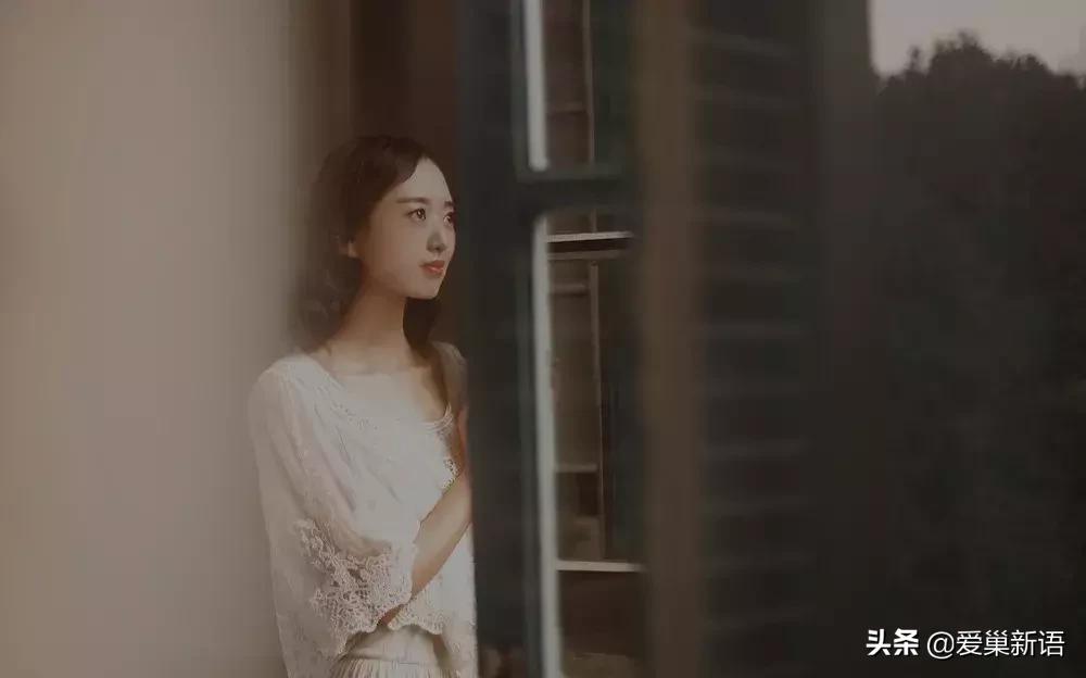 许一场一见如故眉目成书全文,许一场一见如故眉目成书的句子