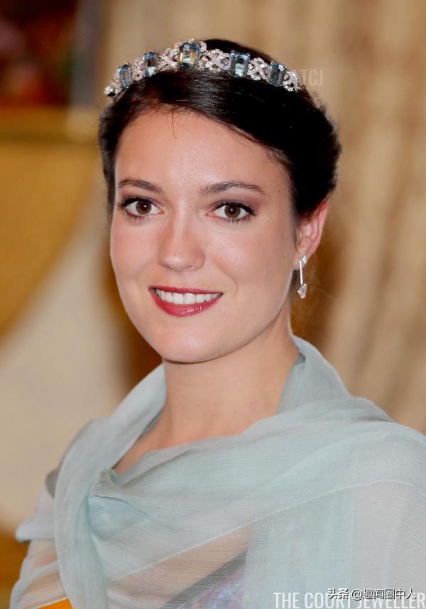 黄金镶嵌海蓝宝,王室顶级珍贵珠宝