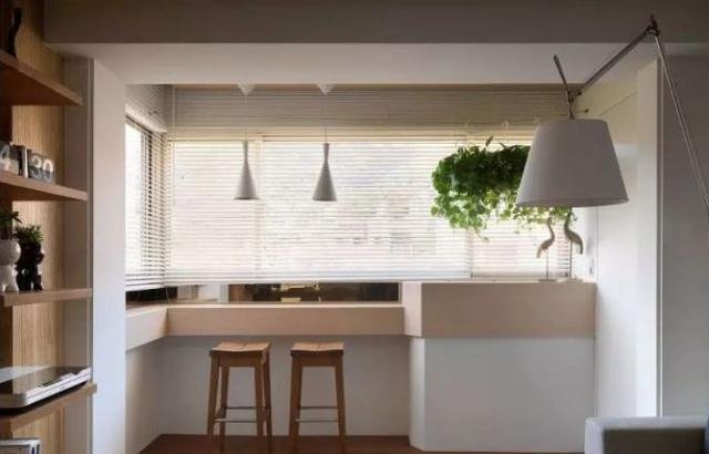 没阳台的客厅怎么装修实木,无阳台的客厅怎么设计