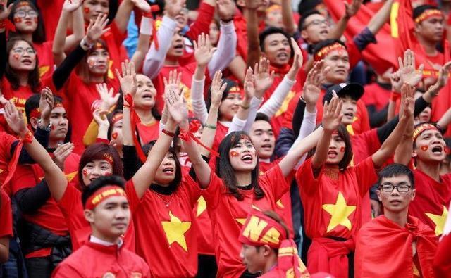 不破不立中国,中国足球风雨同路