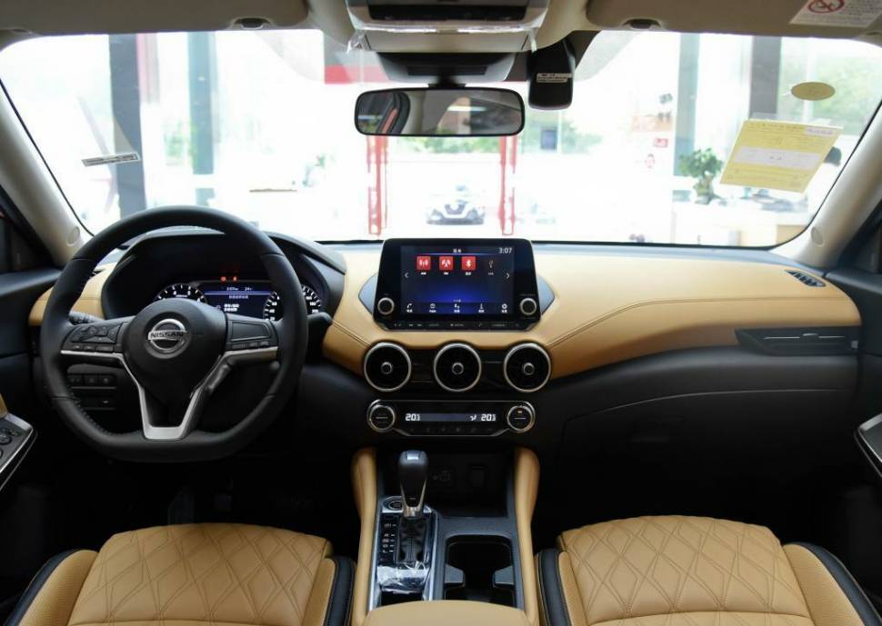 2020款轩逸1.6ltopcvt奢享款测评,2022款轩逸cvt悦享版落地价