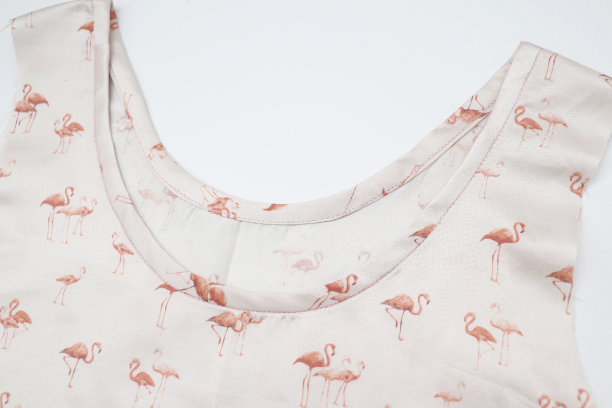 领口缝合法,收缩领口缝法视频教程