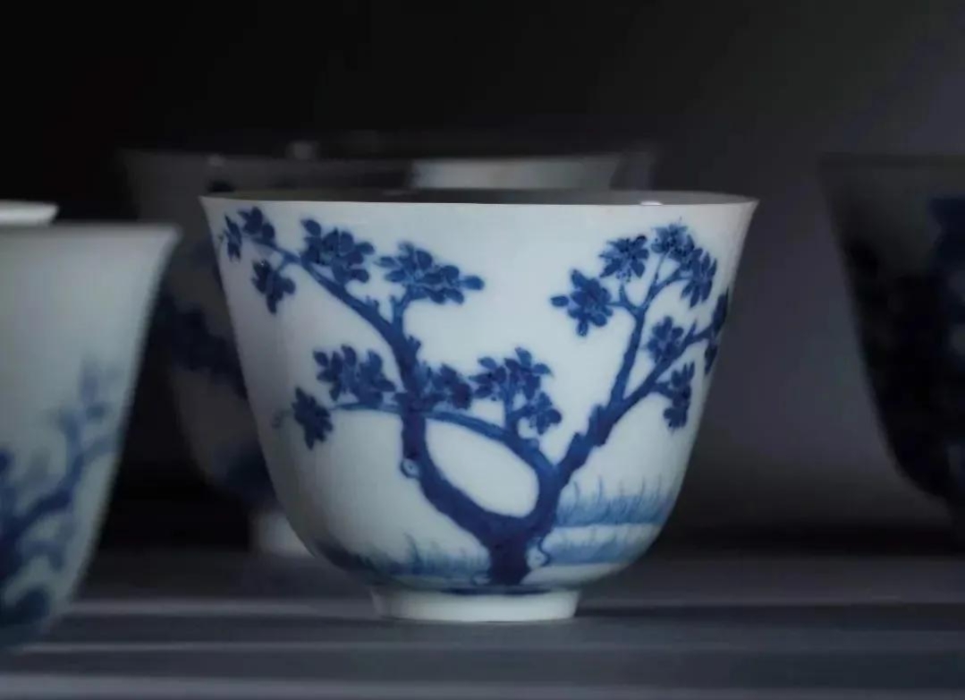 翠毛蓝青花瓷器拍卖视频,翠毛蓝青花瓷