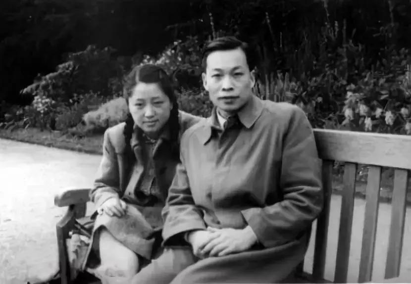 特朗普女儿生活照曝光,终于明白谁是贵族，谁是土豪！