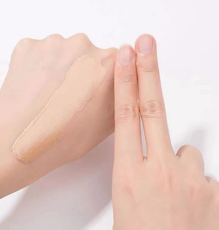 粉底液不买大牌,粉底液不贴肤