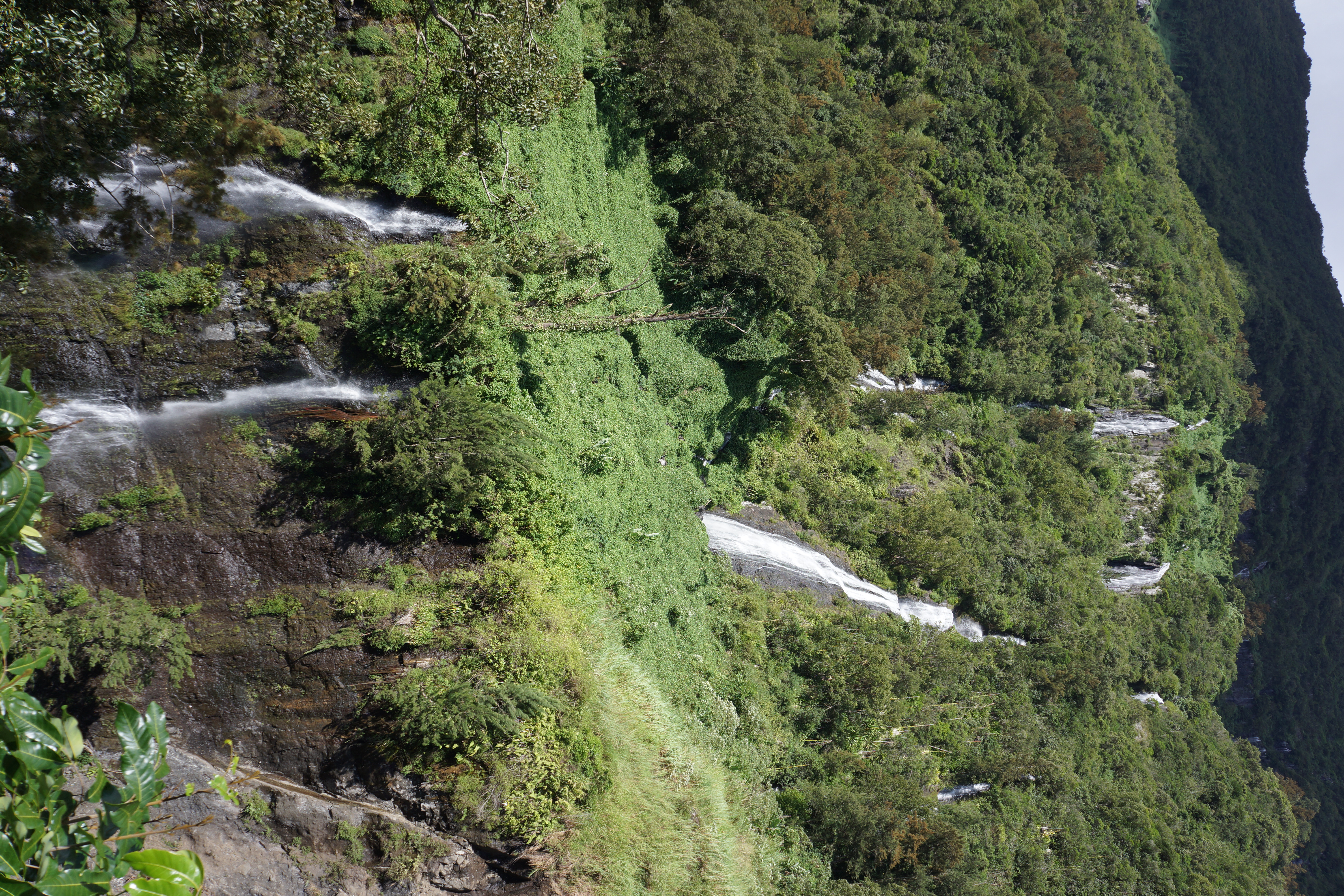 留尼汪火山岛在哪里,留尼汪火山岛灵异事件