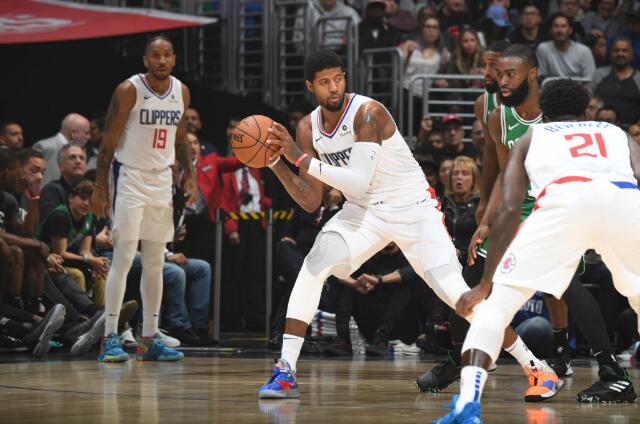 三人防守篮球战术,快船队五小阵容攻防水平怎么样