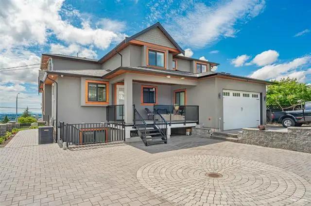 住在本拿比的理由，一个就够了