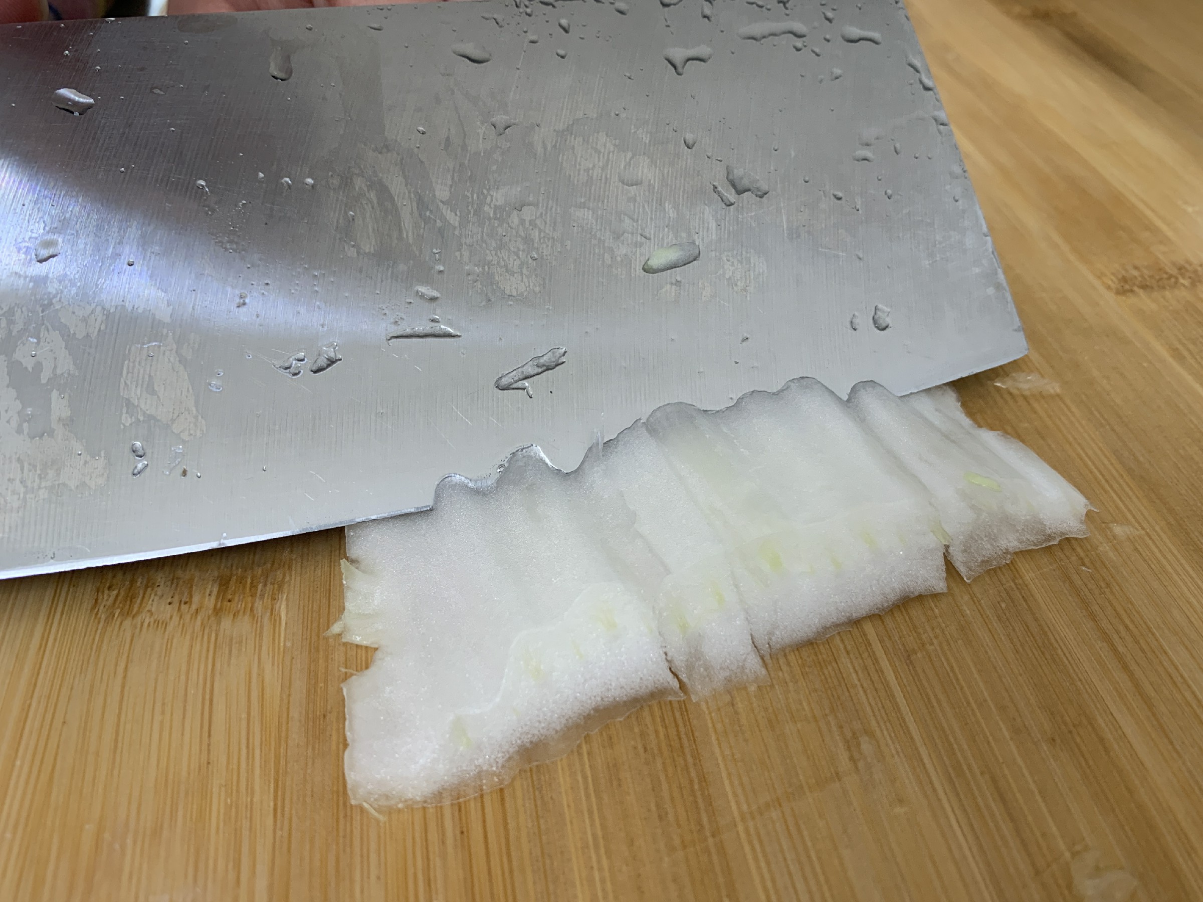 白菜炖粉条先放哪个,白菜炖粉条粉条什么时候放合适