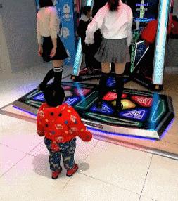 搞笑gif一看就是聪明人,搞笑gif趣图果然是亲生的笑死我了