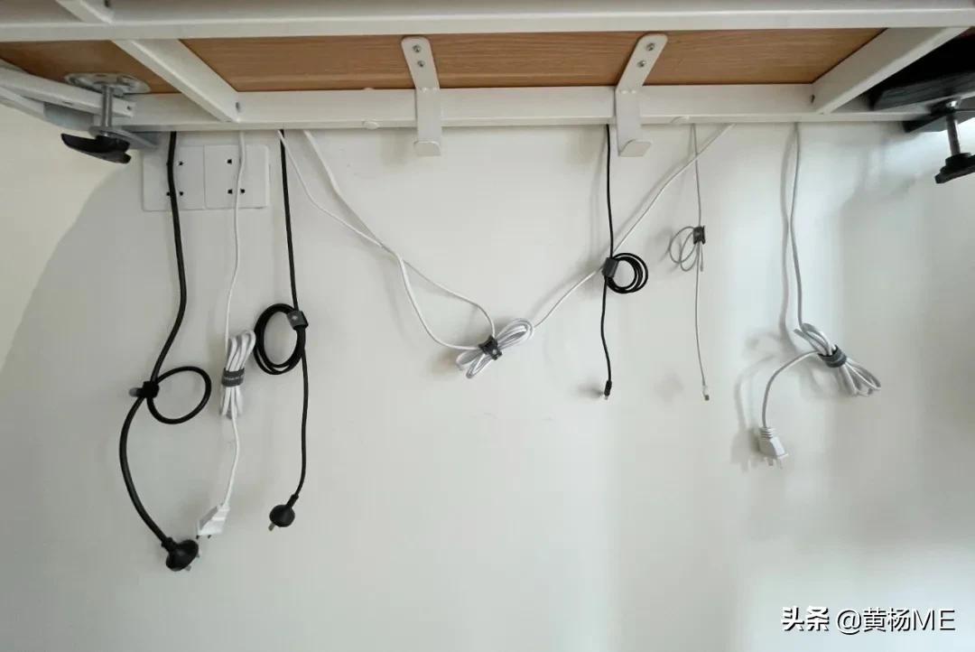 终于把桌面收拾好了,终于把厨房里打扫干净