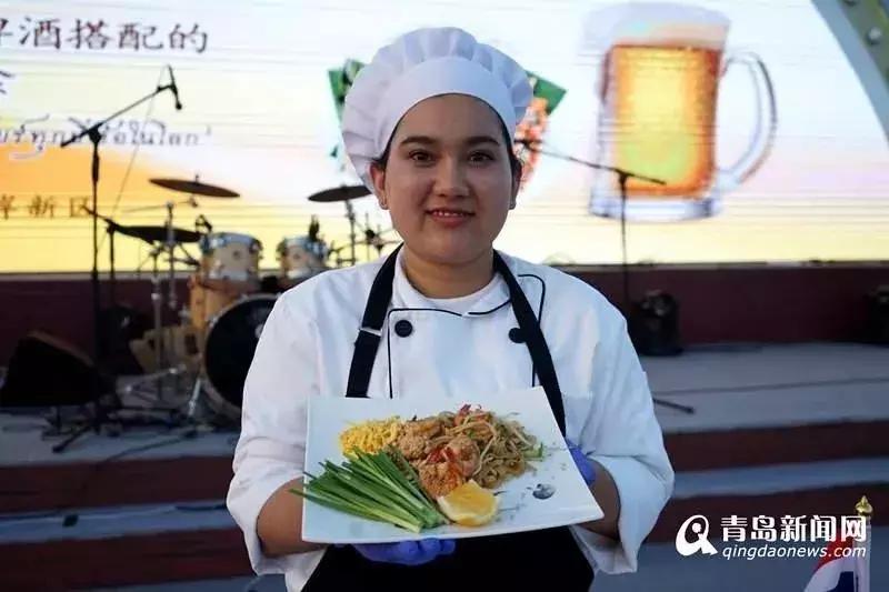 青岛啤酒节2020黄晓明,偶遇明星黄晓明现身青岛啤酒节