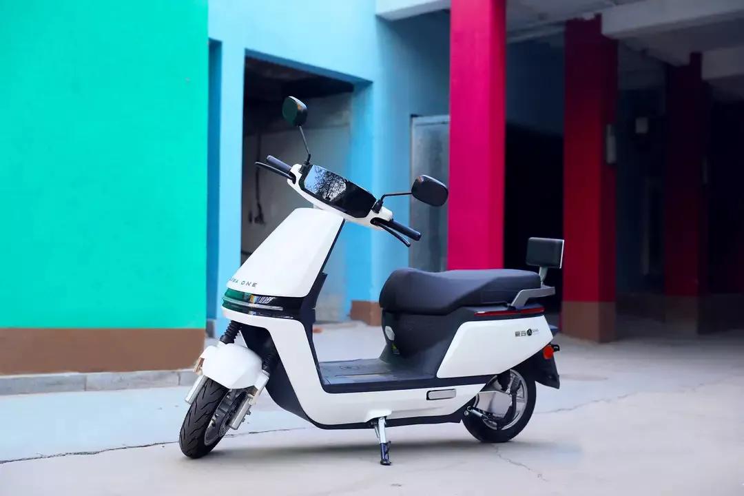 爱玛大功率三轮最新电动车,爱玛大功率电动车多少钱一台