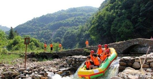 湖北十堰武当山风景图,十堰有著名的武当山