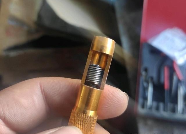 ea888发动机排气歧管螺丝怎么装,ea888发动机进气歧管螺丝多大扭力