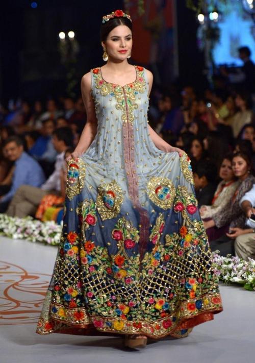 去巴基斯坦旅游要办些什么手续,来巴基斯坦注意什么