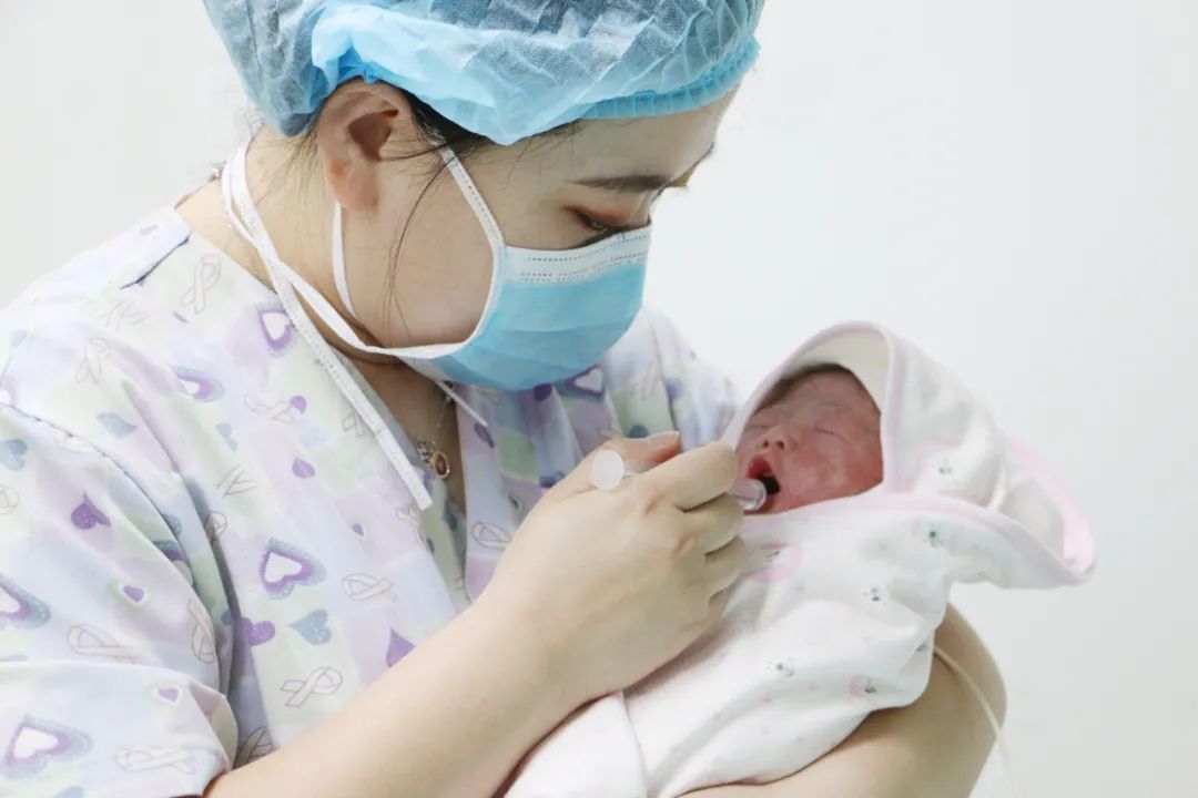 胎盘早剥保胎能保多久,胎盘早剥母子命危