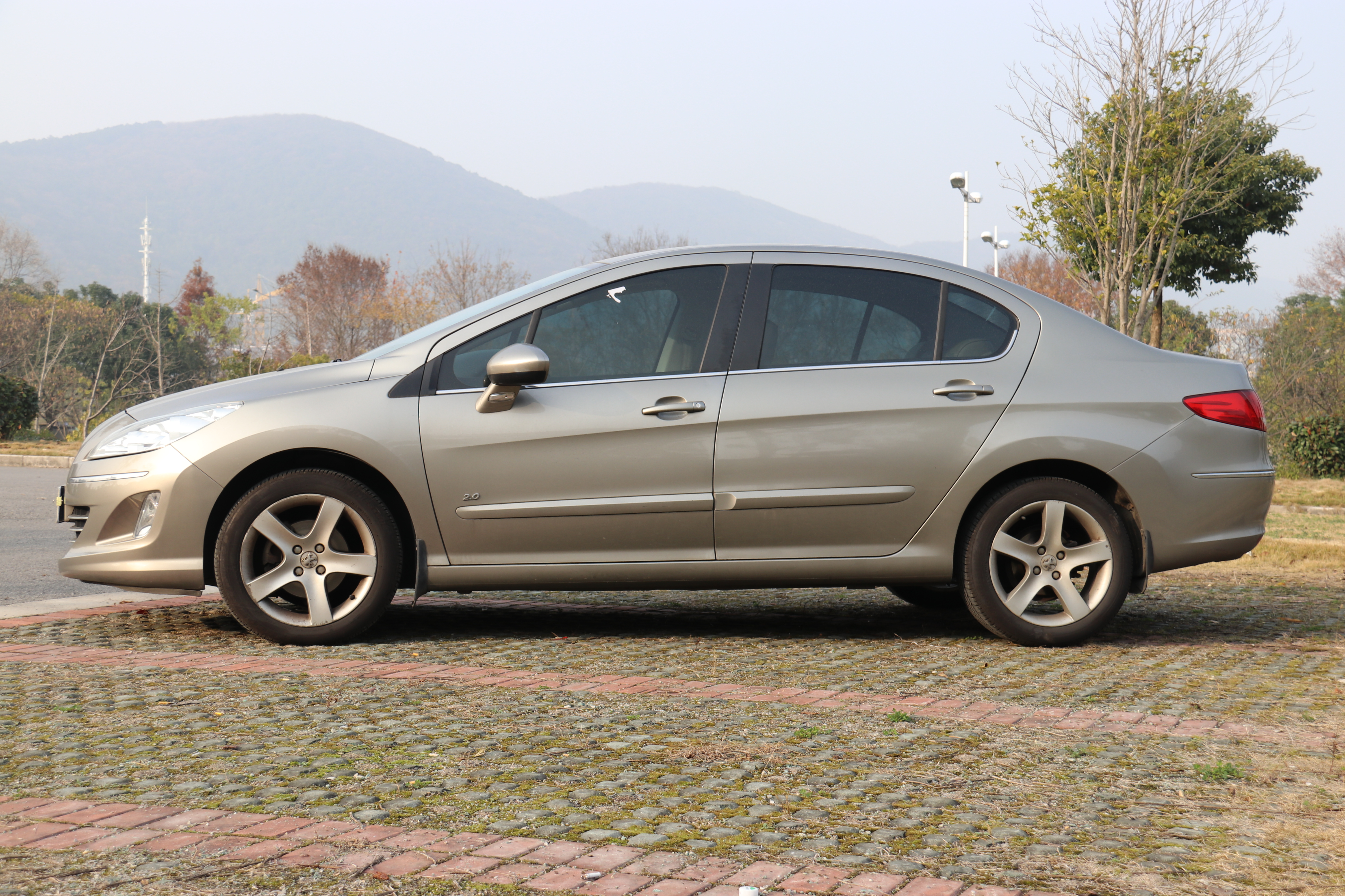 哪辆法系车最具性价比,十五万落地法系车哪款质量最好