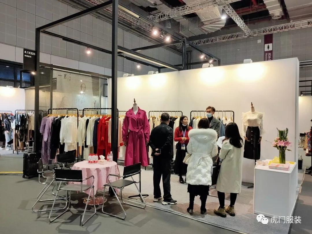 实力展示，重磅大秀，超“燃”派对，虎门服装惊艳上海