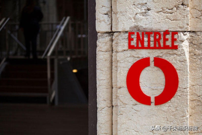 树脂发光字的优缺点,浅析树脂发光字的加工工艺及优势