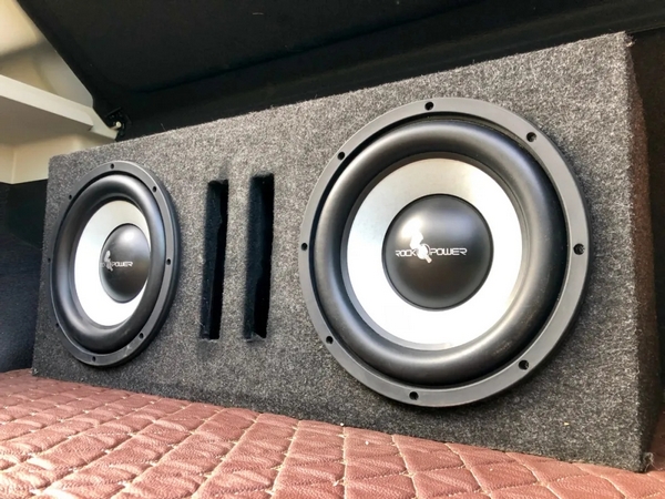 名爵zs改装柏林之声,佛山名爵zs改装音响多少钱