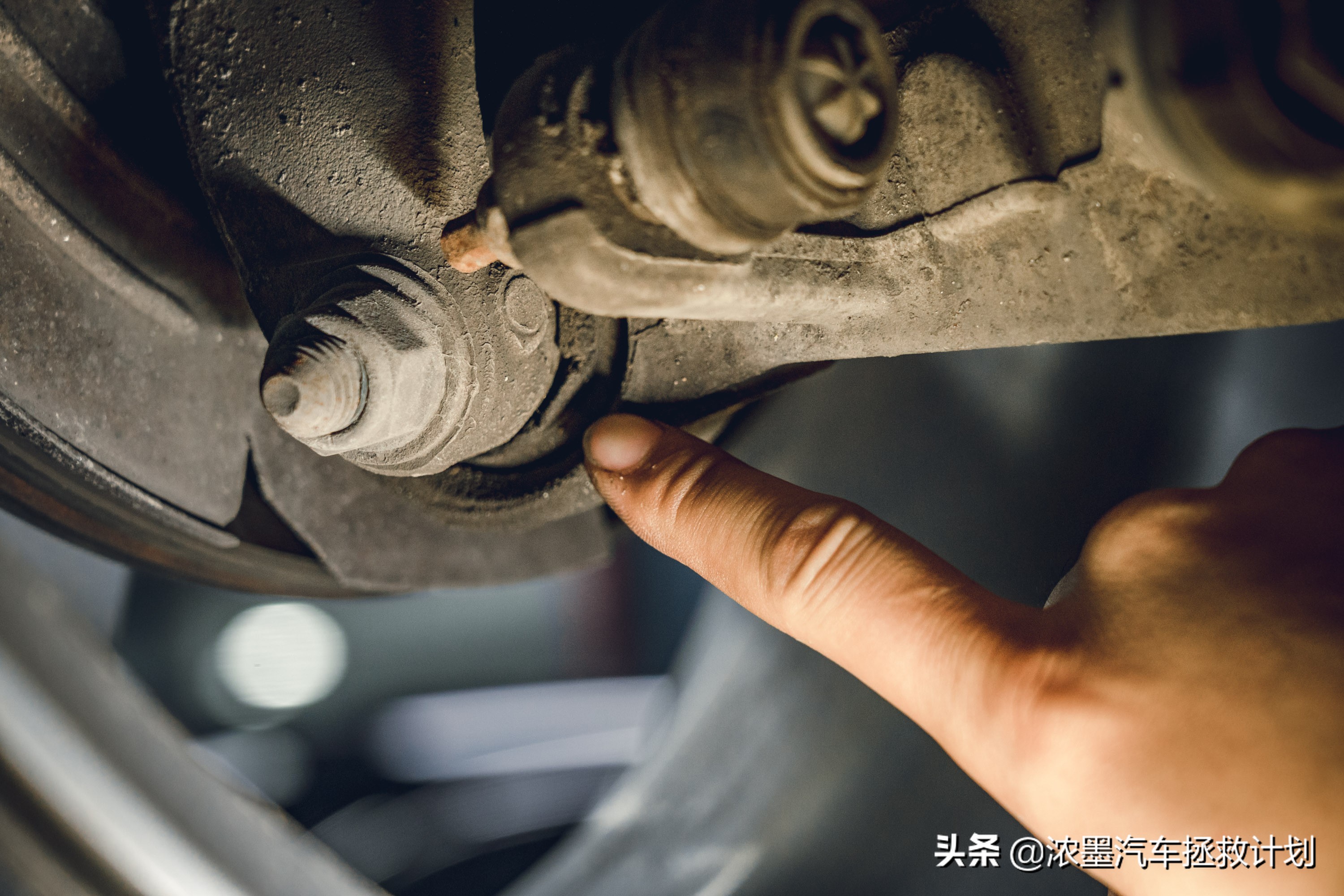 专业维修整备老款捷豹xj系列,老款捷豹xj整备视频