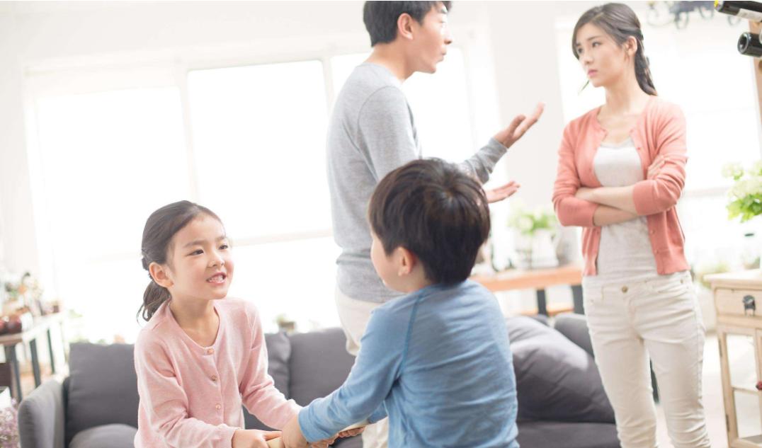 孩子写作业敷衍潦草屡教不改现象,孩子写作业拖拉顶嘴怎样管教