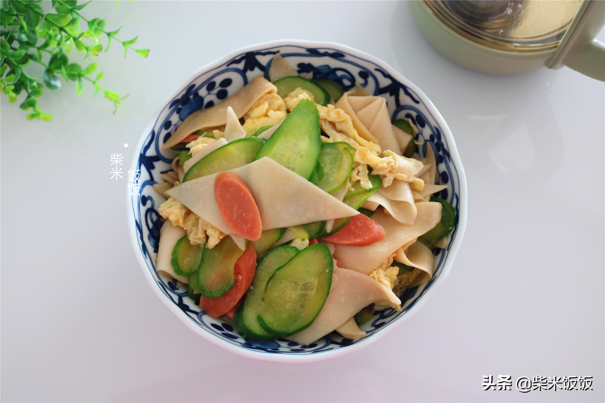 娘俩的午餐一菜一汤,娘俩的午饭简单又好吃