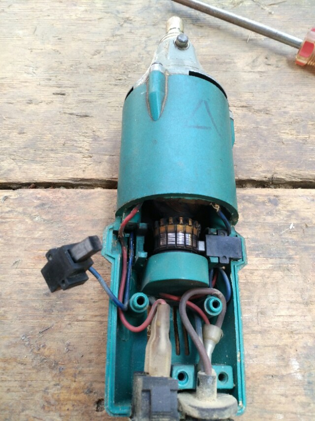 小电磨枪怎样换碳刷,电磨头碳刷维修方法