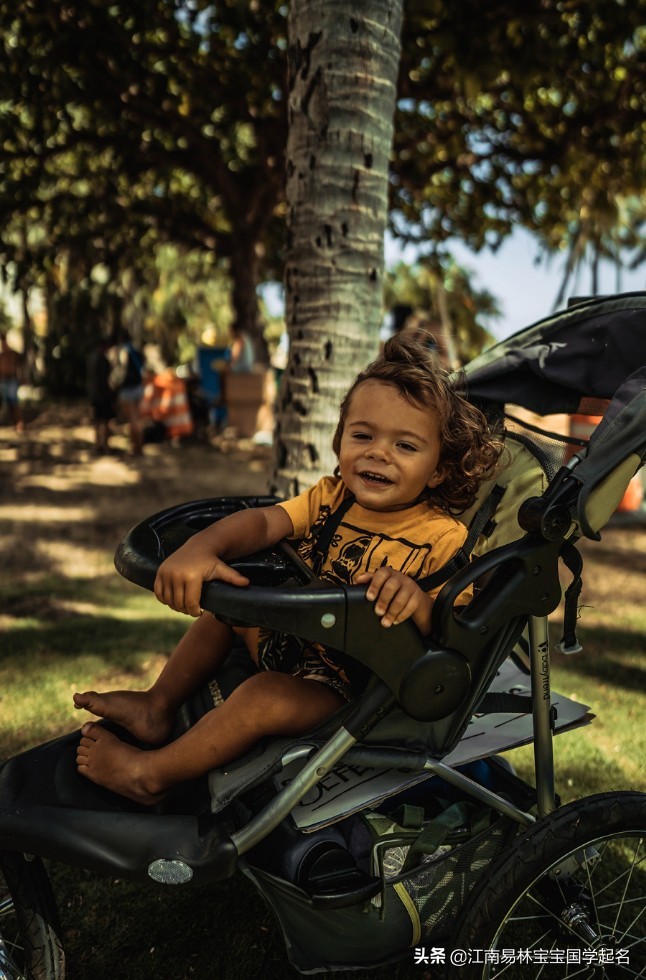 起名字简单大气霸气男孩名,好听的男孩子名字简单大气
