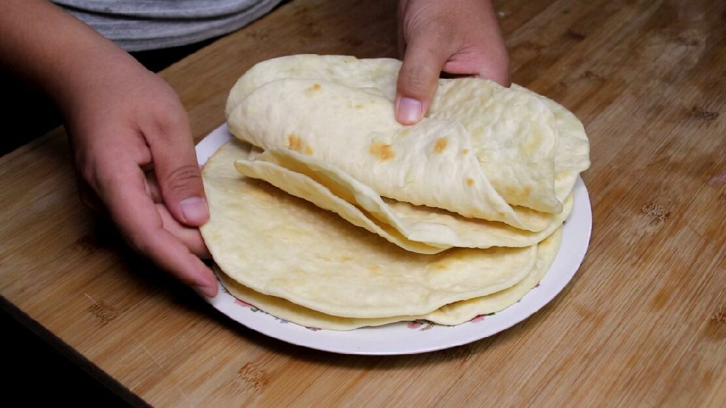 烙饼怎么和面起面,烙饼怎么和面放啤酒