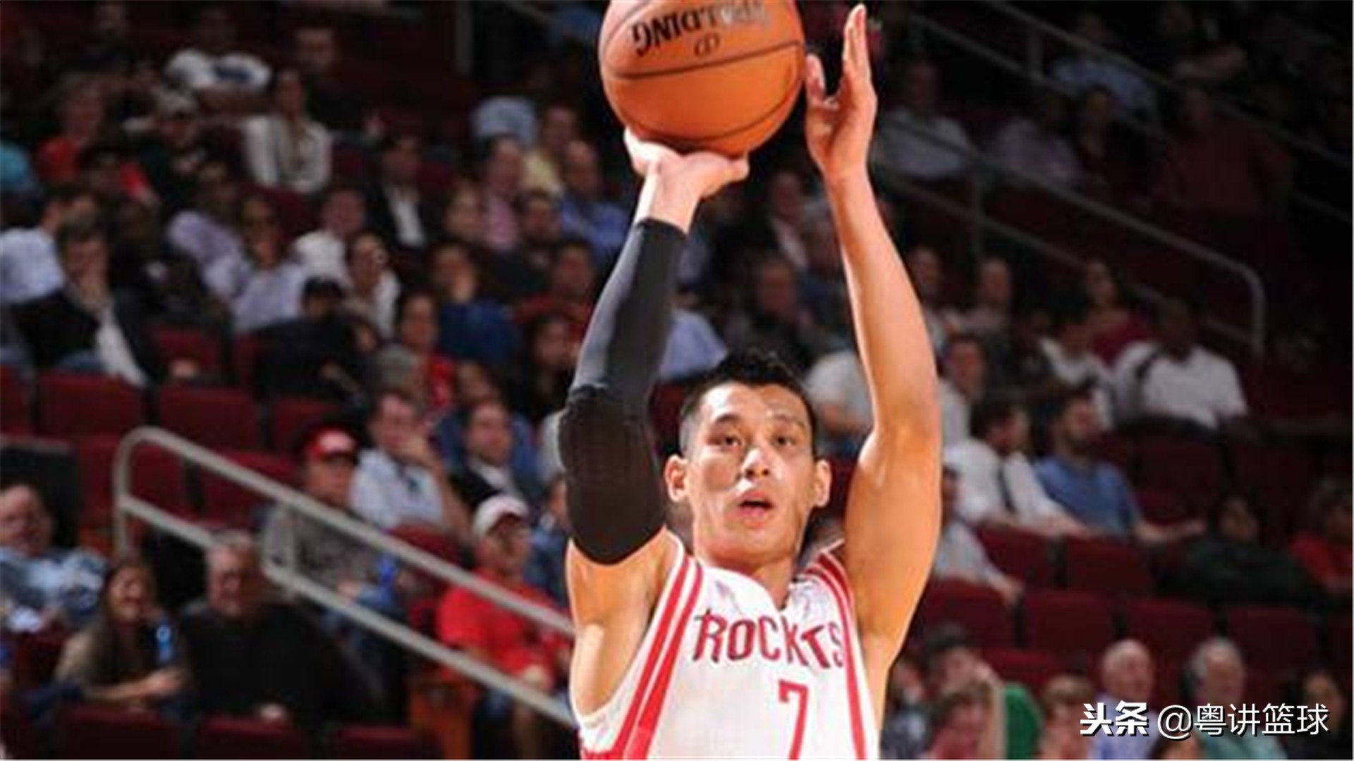 林书豪的伤势,林书豪护肘篮球集锦