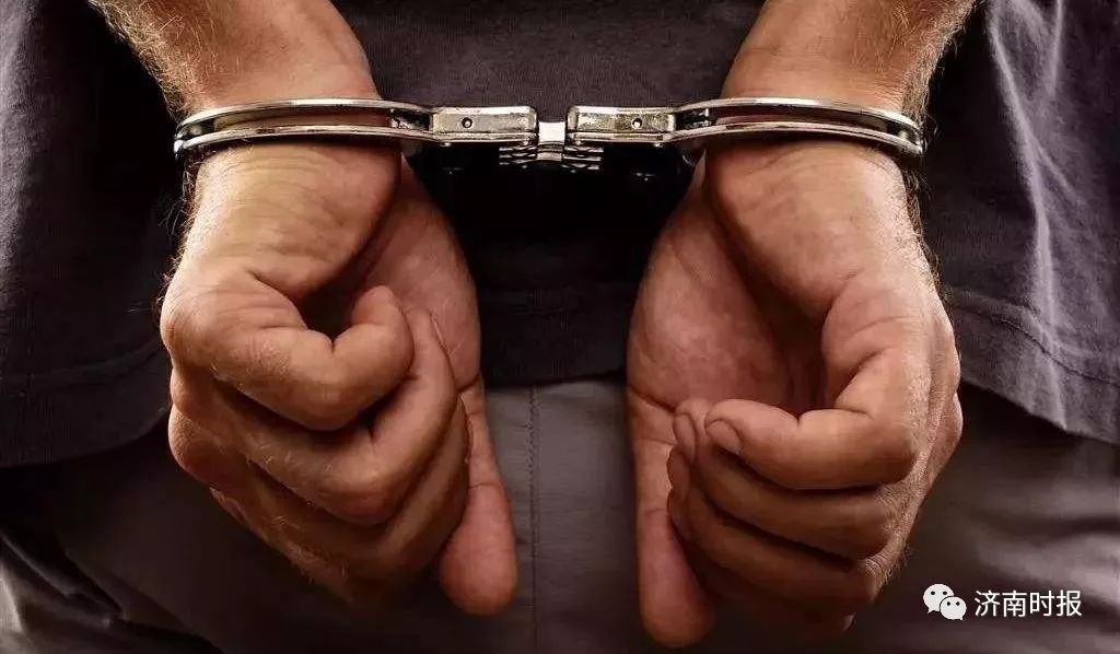 令人作呕!济南一男子在公厕强奸8岁女童,还谎称有精神病……