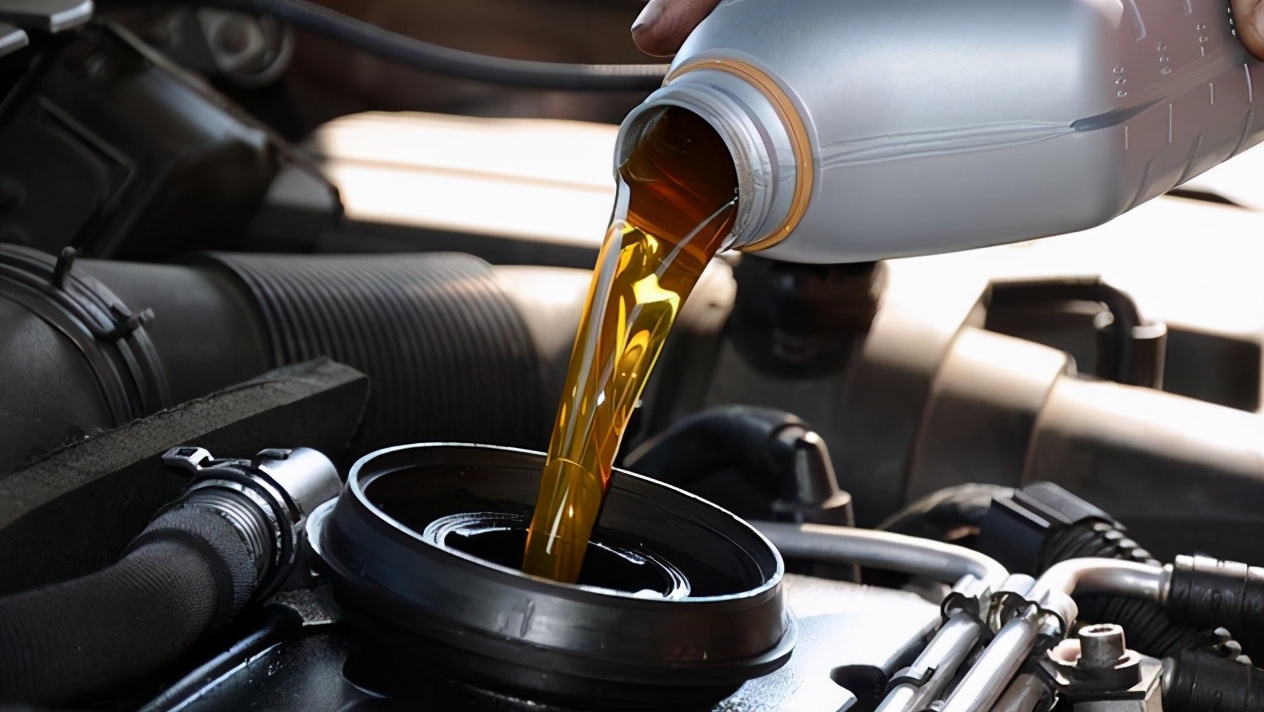 壳牌美孚嘉实多哪个对烧机油好点,壳牌嘉实多机油好吗