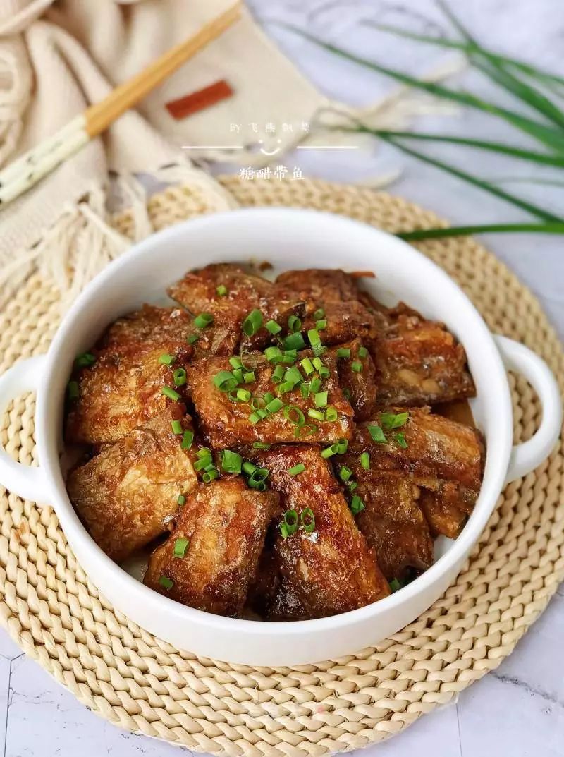 高压锅焖酥带鱼的正宗做法,带鱼段油炸的家常做法视频