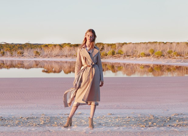 女装衣服哪些品牌潮流好看,哪些女装品牌适合春季穿着